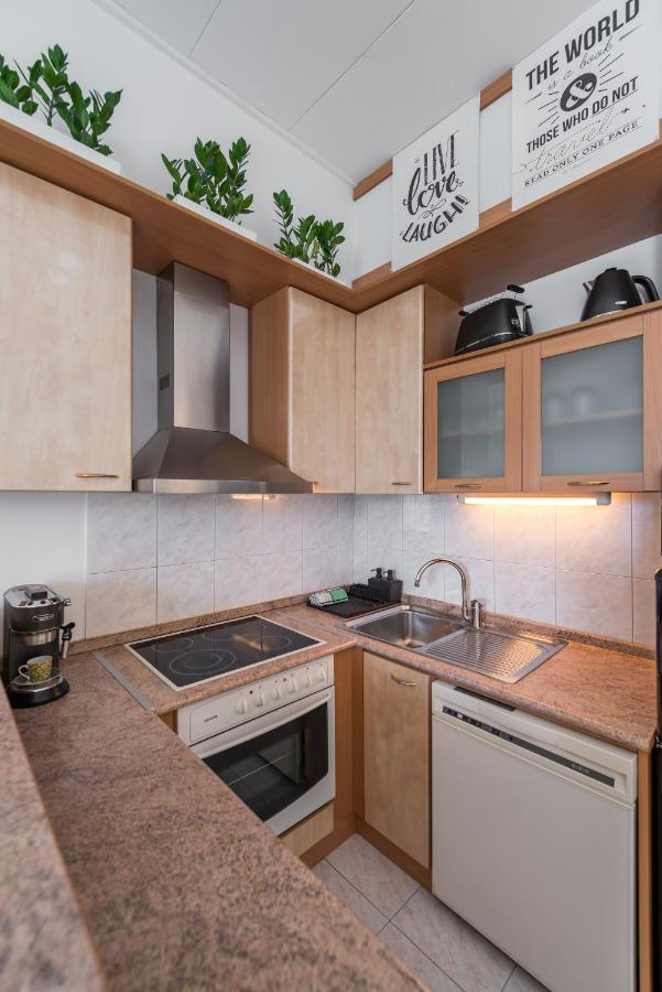 Apartments Riva Lucija By Litto Split Ngoại thất bức ảnh